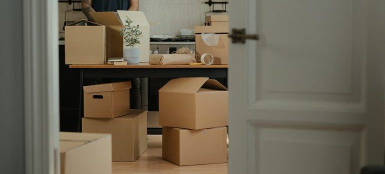 Rent short term storage in Dallas for packed items.